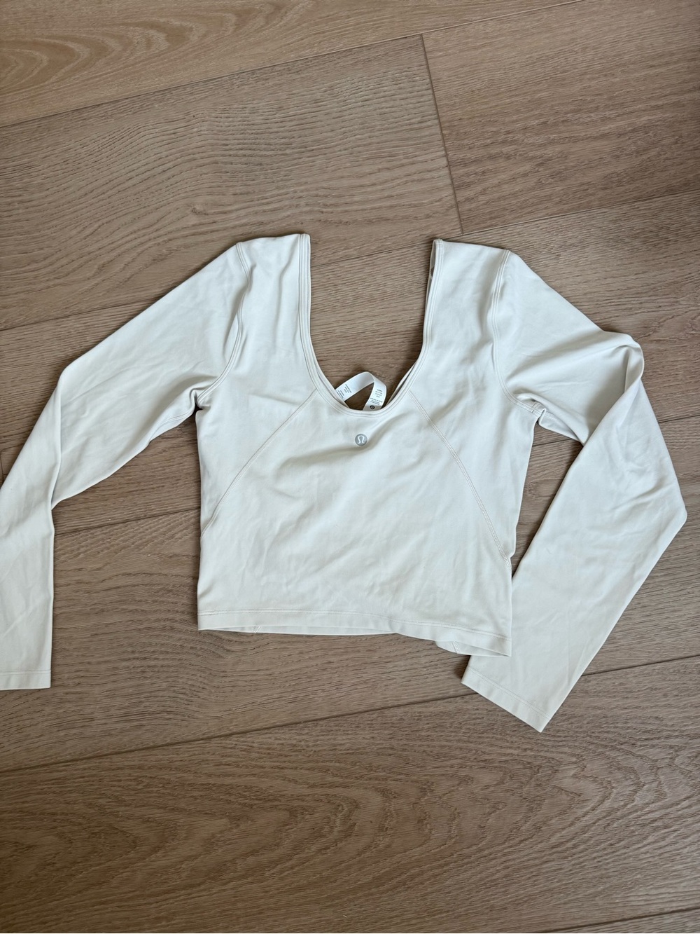 Long Sleeve Scoop Neck Crop Top - Cream